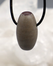 SHIVA LINGAM Anhänger gebohrt
