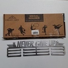 CREATCABIN Medaillenhalter Never Give Up Metall Wandkunst Sportlich Silber