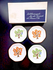 Set aus 4 kleinen Tellern