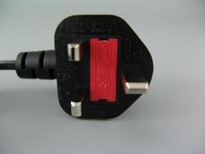 ¯_¯_¯ Netzkabel UK Stecker auf Eurokupplung 8-form Typ G ¯_¯_¯+