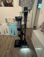 Philips AquaTrio 9000 Kabelloser Nass-Trockensauger