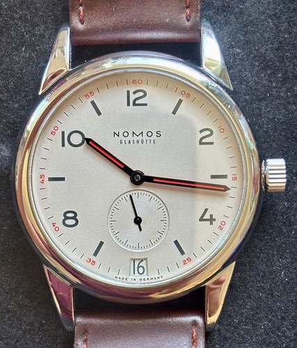 Nomos club datum - nomos, /