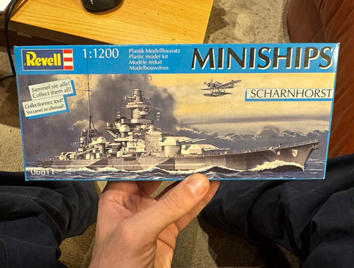 Revell miniships scharnhorst - revell,