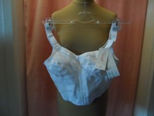 Triumph langer BH, Doreen L02