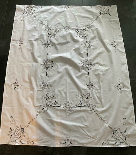 Vintage tischdecke handarbeit - vintage,