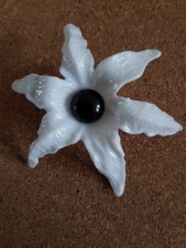 Große alte Brosche Blume