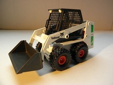 GAMA No 9420 Melroe Bobcat 643 Kompaktlader Hoflader 1/19