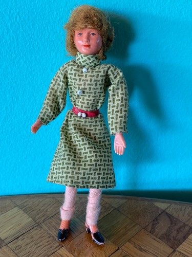 Frau caco kleid biegepuppe - ,