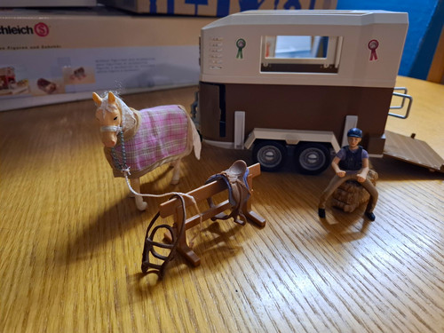 Schleich pferdeanhäger mit - pferdeanhäger,