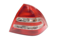 Rückleuchte Rücklicht Heckleuchte Re orig für Mercedes W203 C220 01-04 Lim