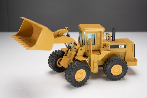 Nzg 237 caterpillar cat - "caterpillar,
