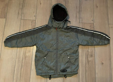 TCM Tchibo reflektierende Kinder Regenjacke Gr. 134 / 140 khaki grün Kapuze