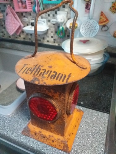 Alte baustellenlampe aus - baustellenlampe,
