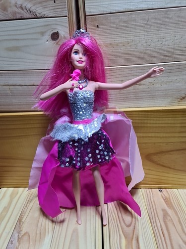 Mattel barbie rock royals - n,