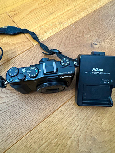 Nikon coolpix p7000 - nikon,