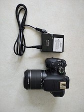 Canon EOS 700D DSLR Kamera mit