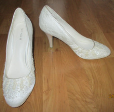 Menbur Brautschuhe Pumps Damenschuhe Gr. 40 Leder Spitze Pailetten sehr gut