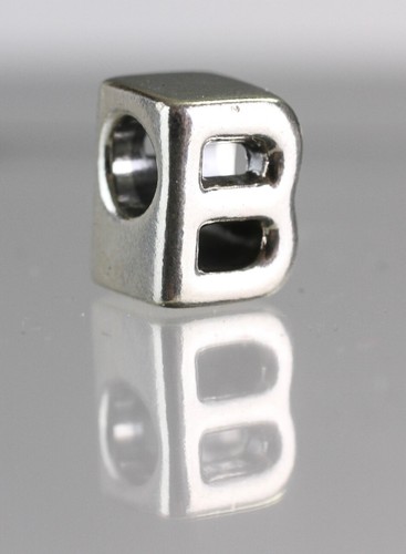Pandora buchstabe - b,