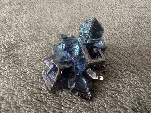 Mineral wismut kaufort - wismut,