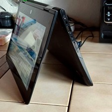 Gebraucht: Touchscreen Laptop