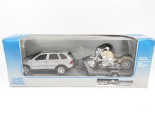 Welly 1:32 BMW X5 mit