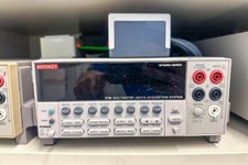 Keithley Serie 2700 Digital