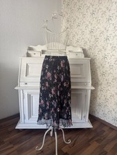 H&M Rock Geblümt Schwarz Lang