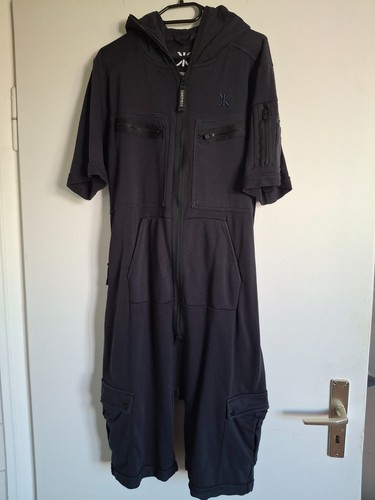 Onesie kurzarm und shorts - und,