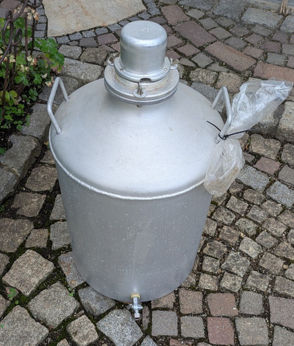 älteres aluminium milchkanne - , aluminium-milchkanne