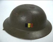 MILITÄRHELM-STAHLHELM 