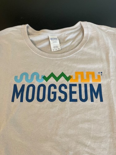 Moogseum shirt size - t-shirt,,