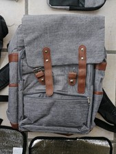 Rucksack, Marke Kania, grau-meliert, mit Zubehör