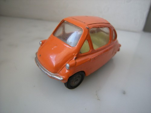 Corgi toys england 233 - toys,