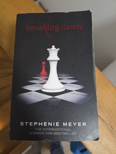 Breaking dawn von stephenie - breaking,