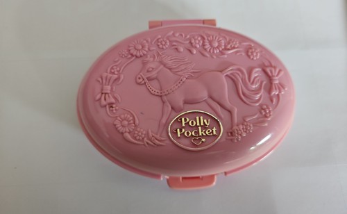 Polly pocket unicorn meadow - unicorn,
