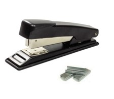 Soennecken Heftgerät Tacker Bürohefter 15 Blatt + 1000 Heftklammern 24/6 schwarz