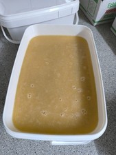 Hochwertiger Blütenhonig aus eigener Imkerei - Frisch und Natürlich 14KG