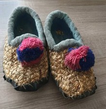 Strohschuhe / Hexenschuhe  