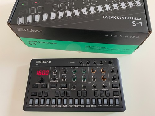 Roland aira 1 - roland,