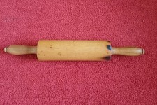 altes Nudelholz leicht verkohlt 60er Jahre