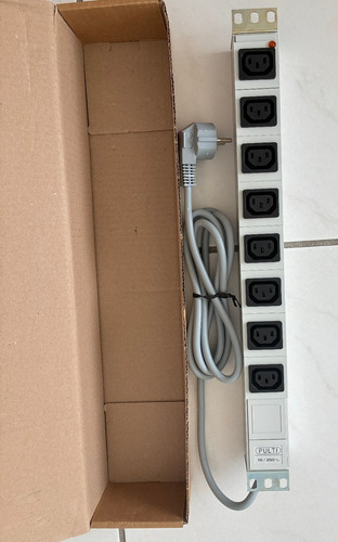 Steckdosenleiste mit - 19",