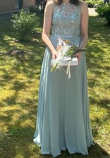 Jugendweihekleid, Abschlussballkleid 