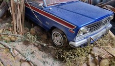 Jeep Wagoneer Diorama 1:18
