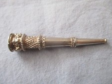 Antike Zigarettenspitze aus