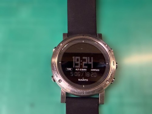 Suunto core brushed steel - suunto,