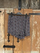 Hollister Shorts Ditsy Flower