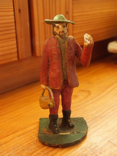 Alte krippenfigur stehender - alte,