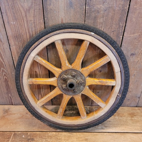 Altes wagenrad 36cm holzrad - altes,