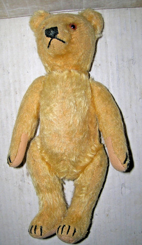 Schöner kleiner alter teddy - kleiner,