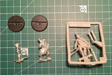 MESBG Herr der Ringe Tabletop Mauhur und Vrasku OVP Uruk-hai Isengart Isengard